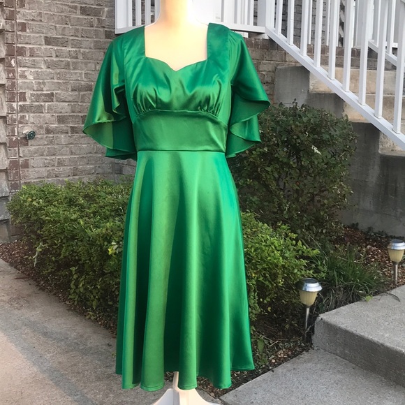 Voodoo Vixen Green Dress - Picture 6 of 7